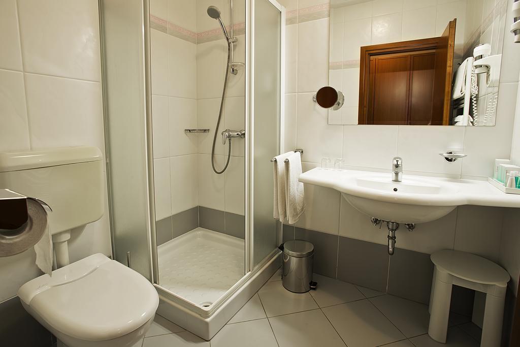 & Wellness Pinia Hotel